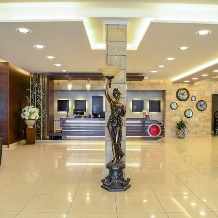 Serail Hotel Ehden Exterior foto
