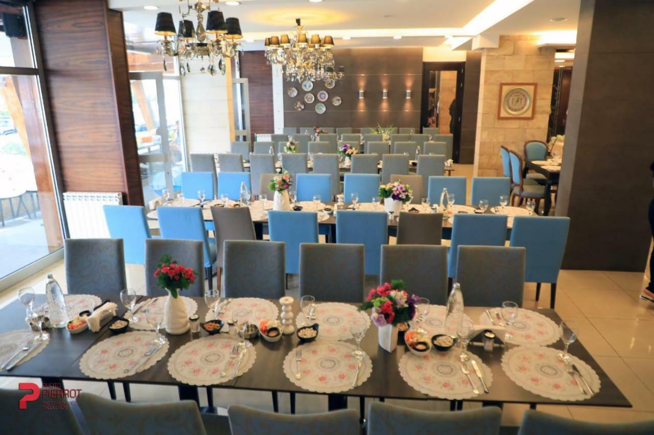 Serail Hotel Ehden Exterior foto